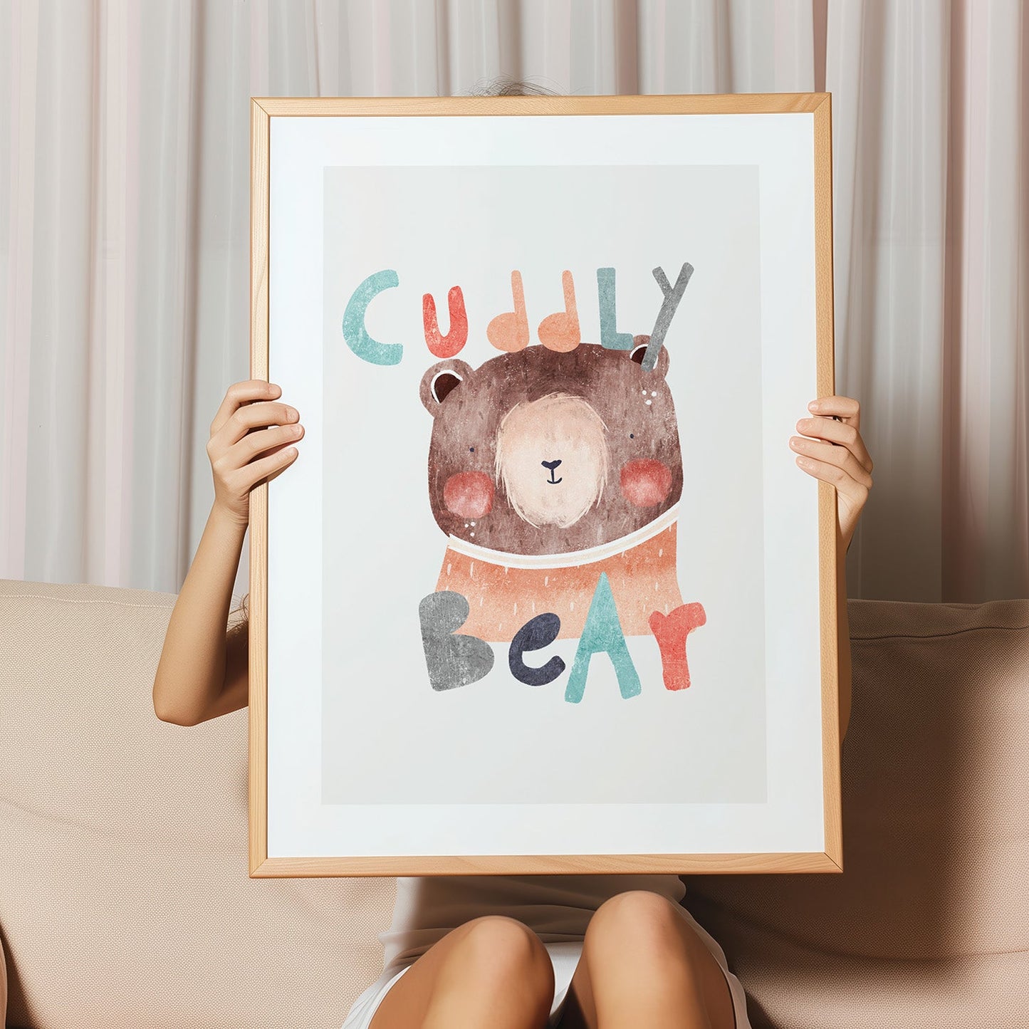 Kinderzimmerbild mit einem Bär und den Text Cuddly bear kinderzimmer poster