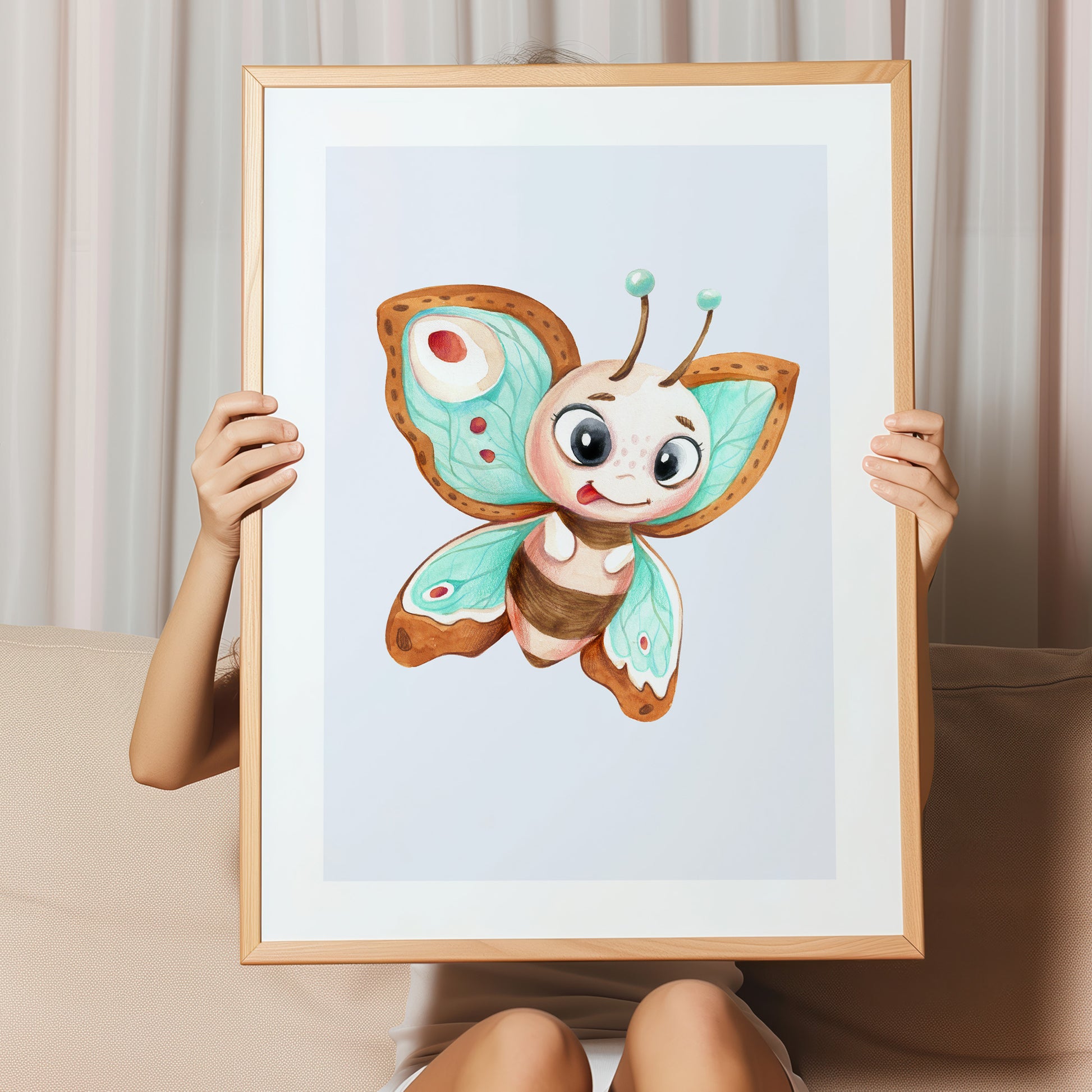 Kinderzimmerbild mit einem gemaltem Schmetterling auf blauem Hintergrund. Poster für das Kinderzimmer Babyzimmer